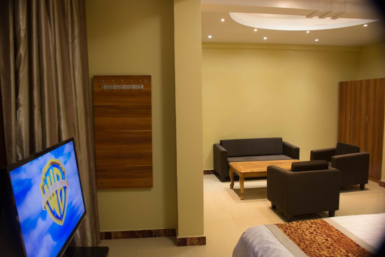Hong Kong Hotel Dar es Salaam Exterior photo